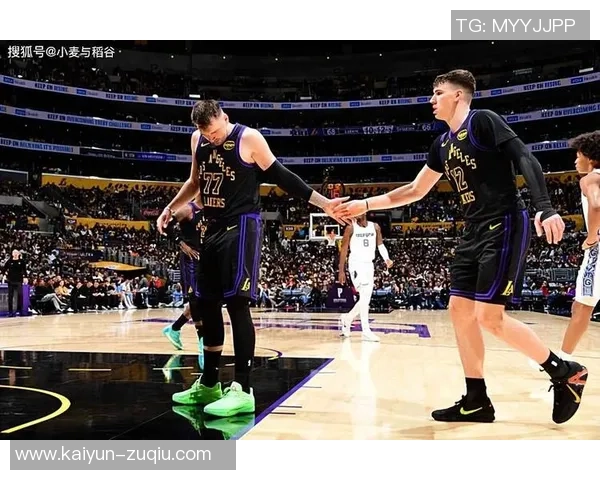 湖人队继续寻找攻守兼备的侧翼球员以此放弃今夏的财务灵活性